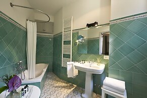 Peruzzi Urban Residences