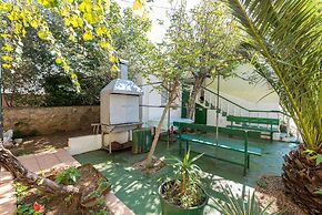 Apartments and Rooms Dragica