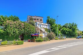 Apartments Albina
