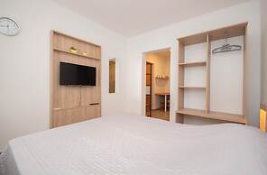 Apartments Zecic