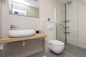 Apartments Adriatic Blue With Pool