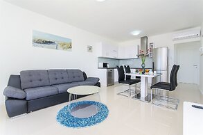 Apartments Villa V