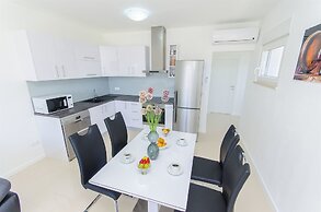 Apartments Villa V