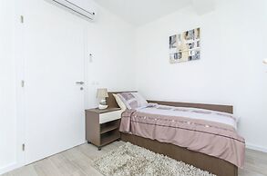 Apartments Villa V