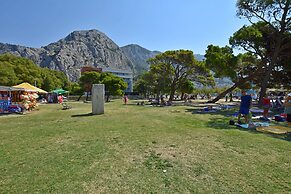 Apartment and Rooms Tatjana