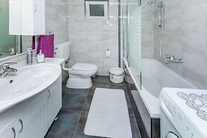 Apartment and Rooms Tatjana