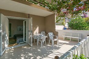 Apartment and Rooms Tatjana