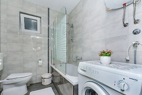 Apartment and Rooms Tatjana