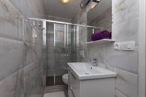 Apartment and Rooms Tatjana