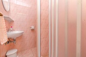 Apartments and Rooms Stjepan