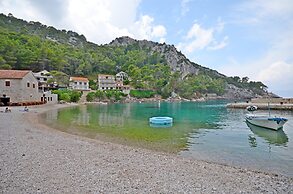 Apartments and Rooms Stjepan