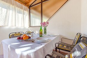 Apartments and Rooms Stjepan