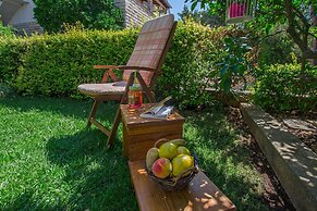 Apartments and Rooms Anita