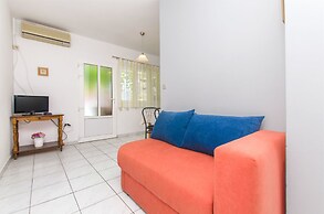 Apartments and Rooms Anita