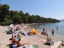 Apartments and Rooms Anita