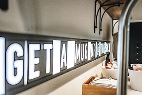 Stonewall Motor Lodge