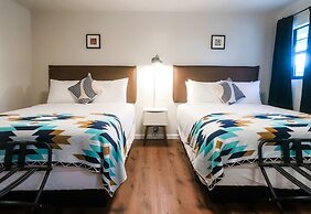 Stonewall Motor Lodge