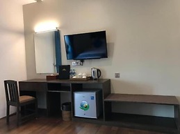 Capital Hotel