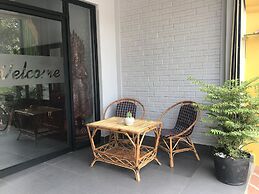 Maison Rivera Guest House