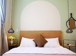 Benzen Boutique Stays Hostel and Apartment