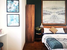 Benzen Boutique Stays Hostel and Apartment