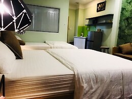 Benzen Boutique Stays Hostel and Apartment