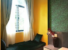 Benzen Boutique Stays Hostel and Apartment