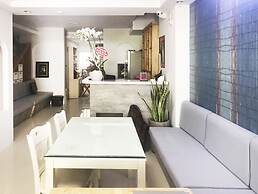 Benzen Boutique Stays Hostel and Apartment