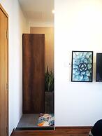 Benzen Boutique Stays Hostel and Apartment