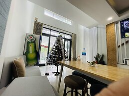 Benzen Boutique Stays Hostel and Apartment
