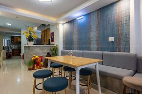 Benzen Boutique Stays Hostel and Apartment