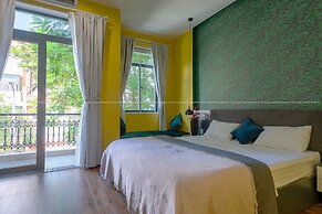 Benzen Boutique Stays Hostel and Apartment