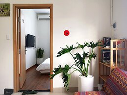 Benzen Boutique Stays Hostel and Apartment