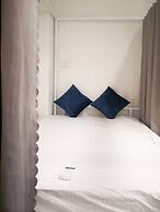 Benzen Boutique Stays Hostel and Apartment