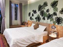 Benzen Boutique Stays Hostel and Apartment