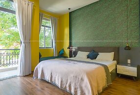 Benzen Boutique Stays Hostel and Apartment