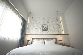 Unique Space Design Art Hotel