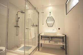 Unique Space Design Art Hotel