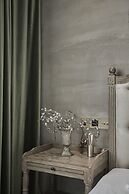 Unique Space Design Art Hotel