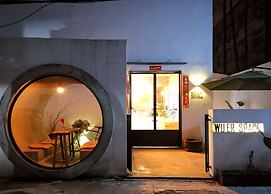 Unique Space Design Art Hotel