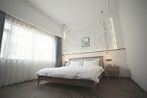 Unique Space Design Art Hotel