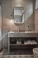 Unique Space Design Art Hotel