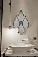 Unique Space Design Art Hotel