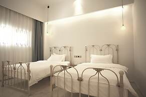 Unique Space Design Art Hotel