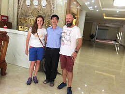 Dinh Gia Hotel