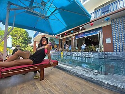 Silk And Sea Hotel
