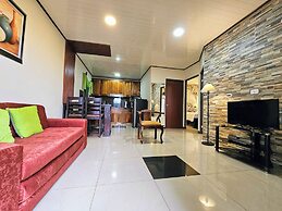 Calathea Lodge Monteverde