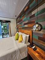 Calathea Lodge Monteverde