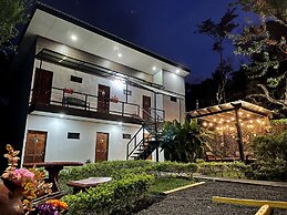 Calathea Lodge Monteverde