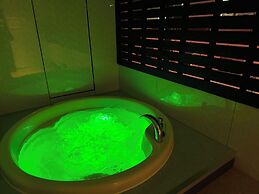 LaLa Resort - Adults Only